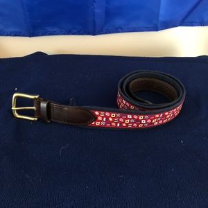 Men's NWOT Vineyard Vines Belt